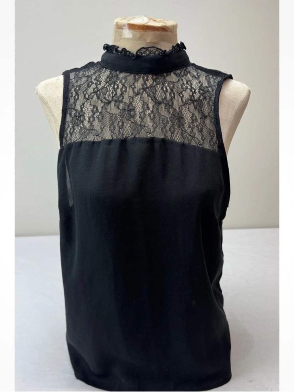 Zara Black Sleeveless Lace Yoke Camisole